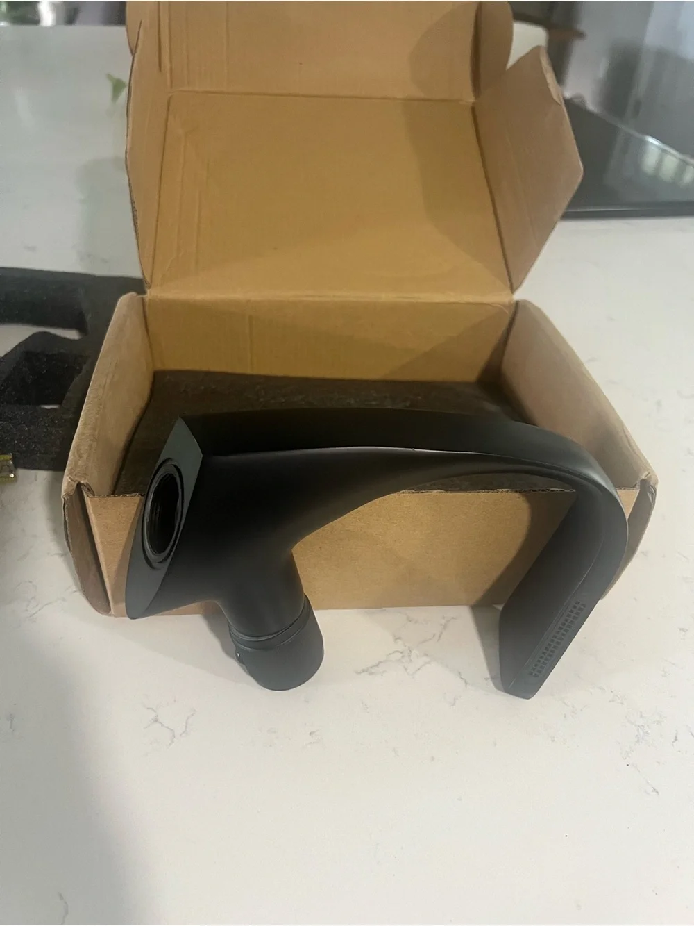 Matte Black Waterfall Bathroom Faucet – Single-Handle Modern Vanity Mixer